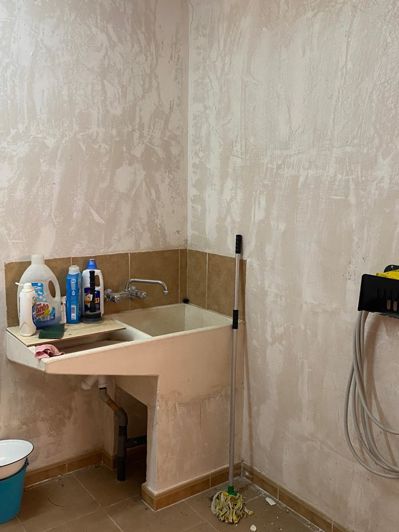 Image No.23-5 Bed Property for sale