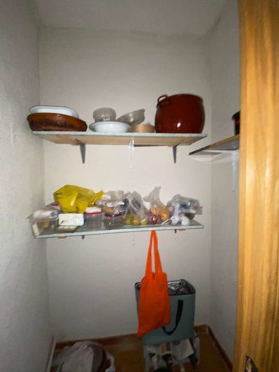 Image No.11-5 Bed Property for sale