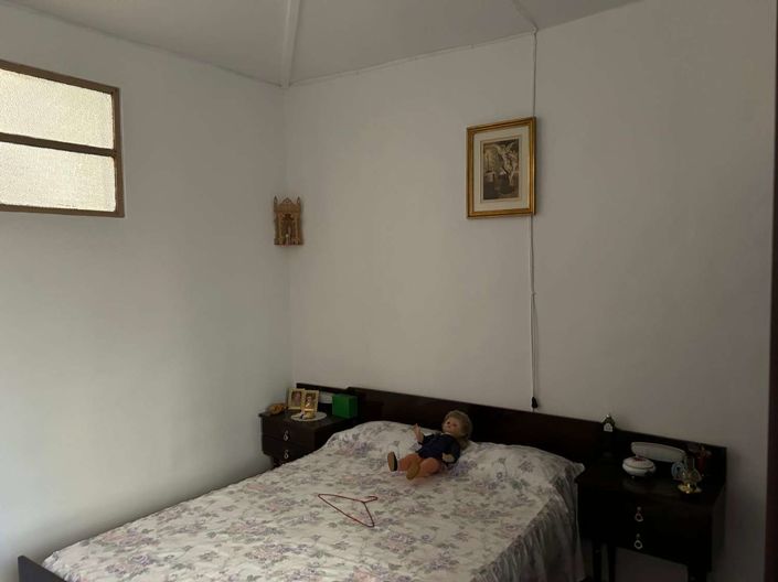 Image No.12-5 Bed Townhouse for sale