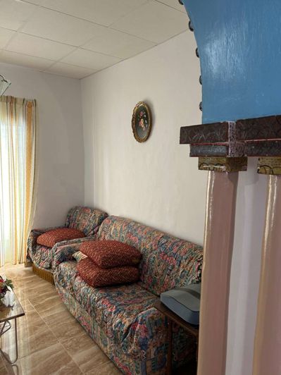 Image No.41-5 Bed Townhouse for sale