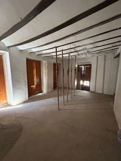 Image No.9-4 Bed Townhouse for sale