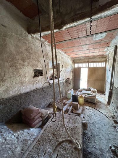 Image No.18-4 Bed Townhouse for sale