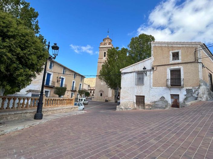 Image No.37-4 Bed Townhouse for sale