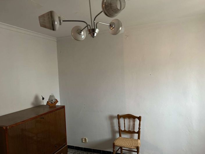 Image No.24-4 Bed Property for sale