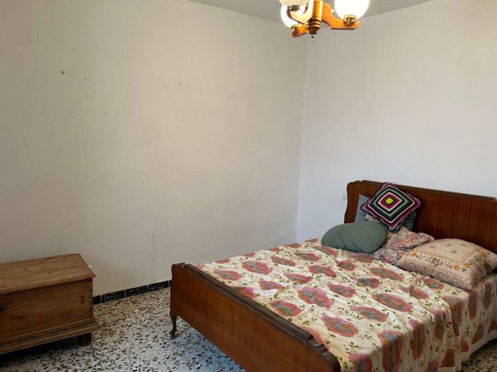 Image No.7-4 Bed Property for sale