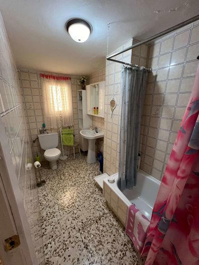 Image No.8-5 Bed Townhouse for sale