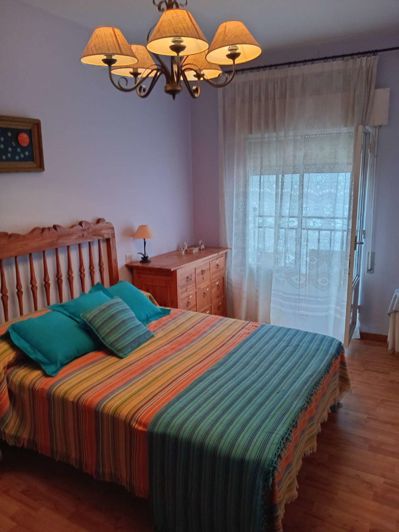 Image No.18-5 Bed Property for sale