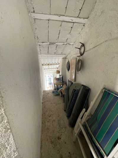 Image No.30-5 Bed Property for sale