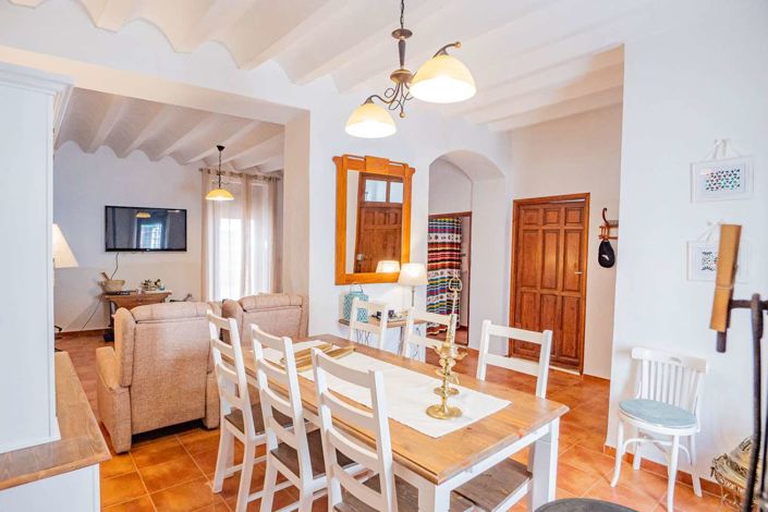 Image No.7-5 Bed Property for sale