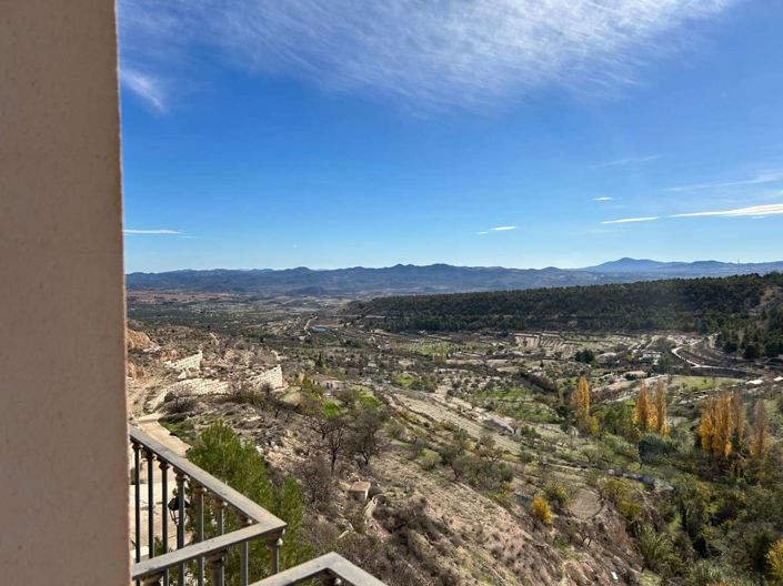 Image No.19-2 Bed Property for sale