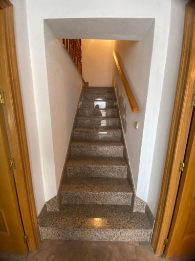 Image No.16-4 Bed Property for sale