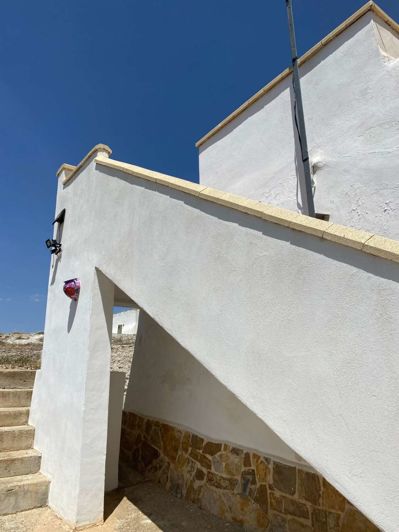 Image No.26-10 Bed Property for sale