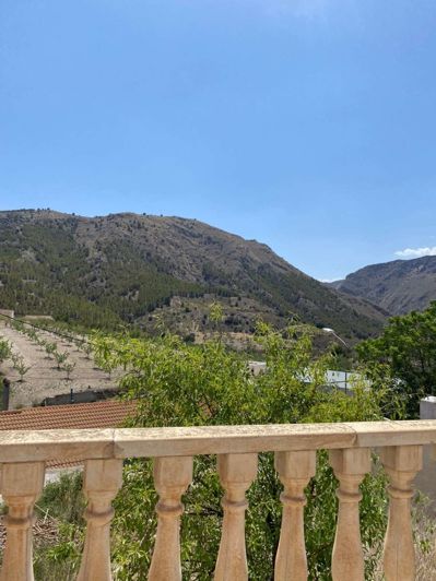 Image No.35-10 Bed Property for sale