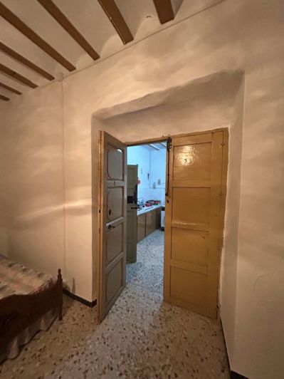 Image No.32-4 Bed Townhouse for sale