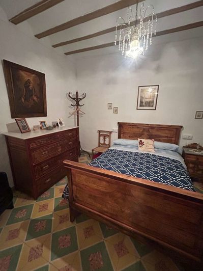 Image No.34-4 Bed Townhouse for sale