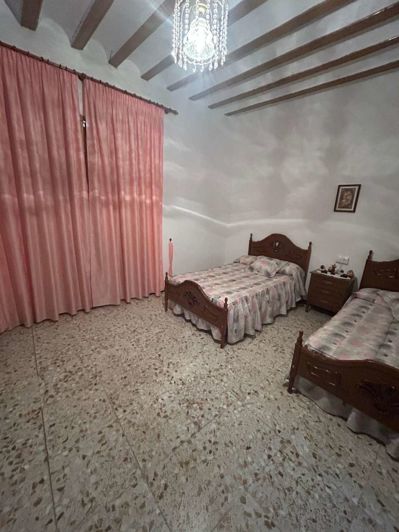 Image No.39-4 Bed Townhouse for sale