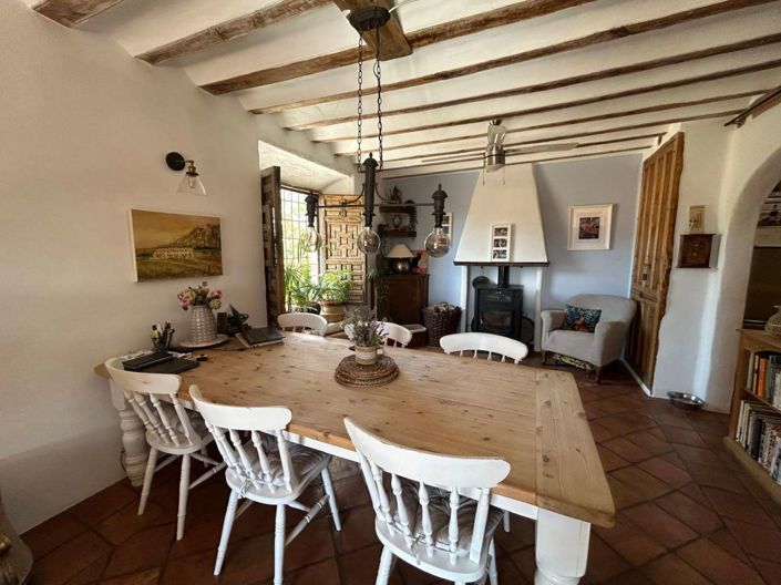 Image No.19-7 Bed Property for sale