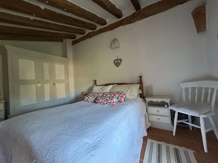 Image No.36-7 Bed Property for sale