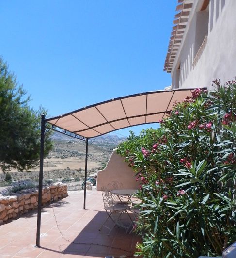 Image No.8-7 Bed Property for sale