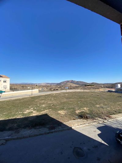 Image No.15-3 Bed Property for sale