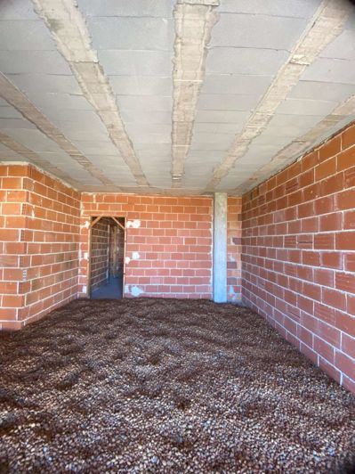 Image No.8-3 Bed Property for sale