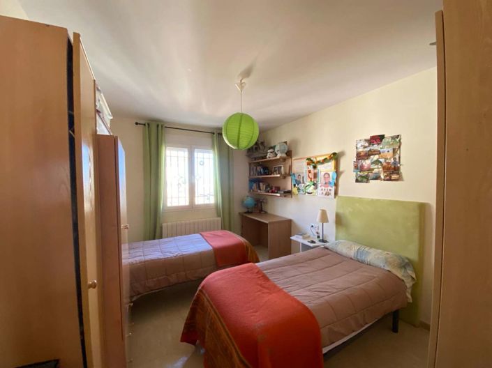 Image No.34-4 Bed Property for sale