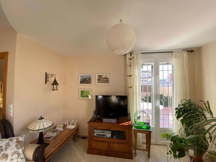 Image No.37-4 Bed Property for sale