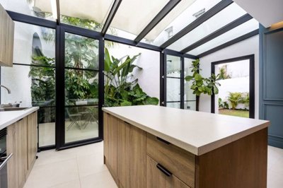 property228741523