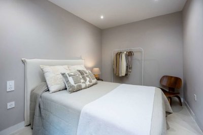 property228741671