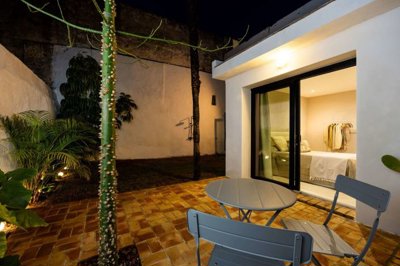 property228741648
