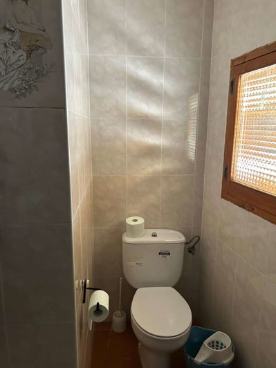 Image No.12-3 Bed Property for sale