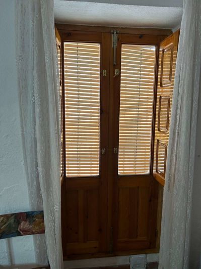 Image No.21-3 Bed Property for sale