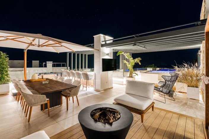 Image No.10-4 Bed Villa for sale