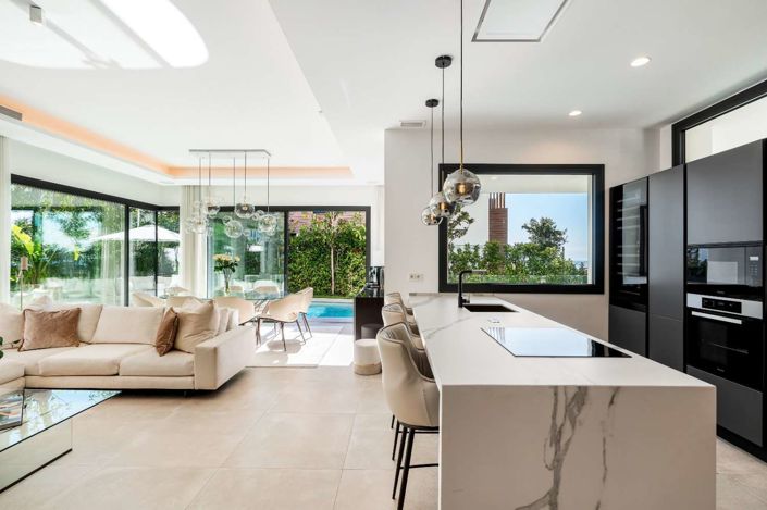 Image No.14-4 Bed Villa for sale