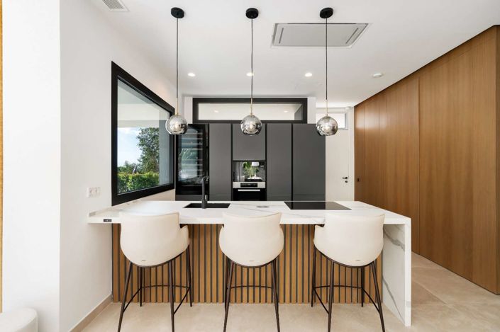 Image No.17-4 Bed Villa for sale