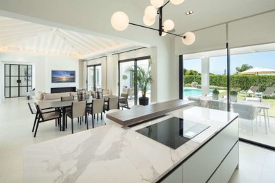 property228825520