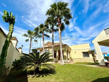 property228945664