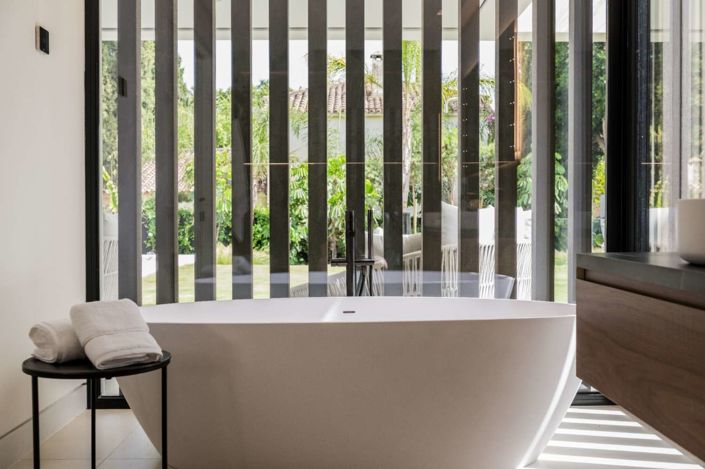 Image No.13-5 Bed Chalet for sale