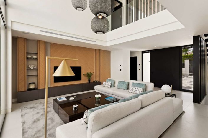 Image No.9-5 Bed Chalet for sale