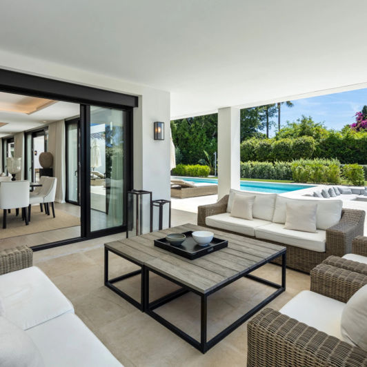 Image No.19-5 Bed Chalet for sale