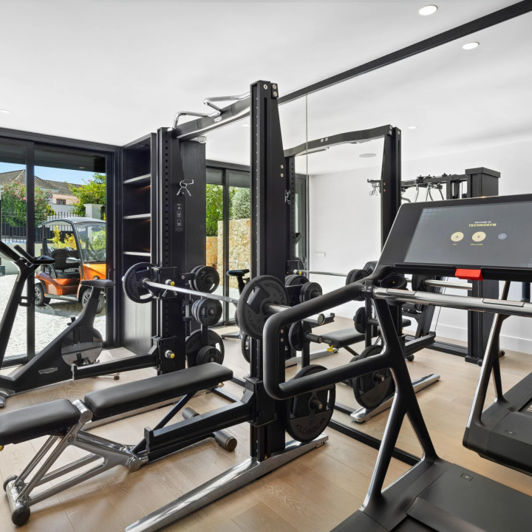 Image No.20-5 Bed Chalet for sale