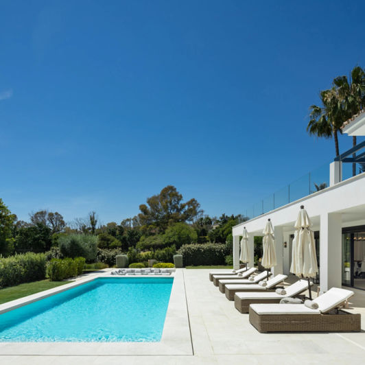 Image No.3-5 Bed Chalet for sale