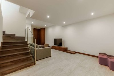 property228944303
