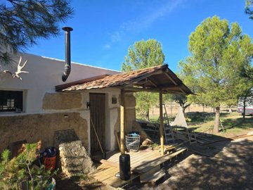 property151793429