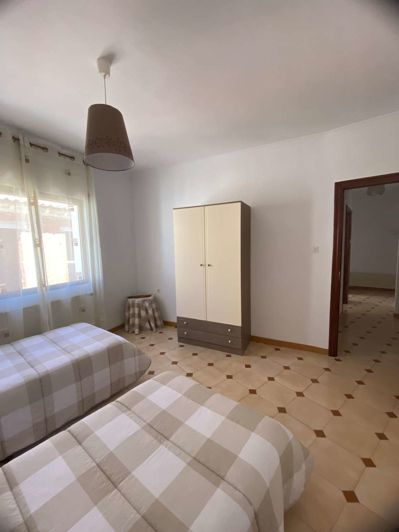 Image No.20-4 Bed Apartment for sale