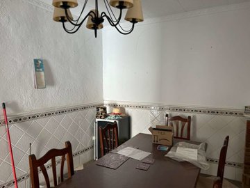 property233699857