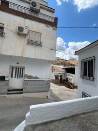 property233699558