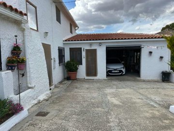 property234162759