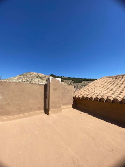 Image No.22-4 Bed Property for sale