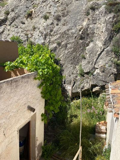 Image No.24-4 Bed Property for sale